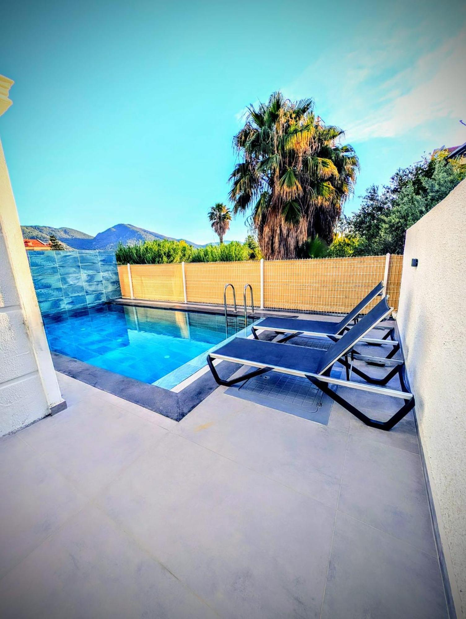 Villa Atlas - 4 Bed Villa In The City Center, Perfect Sea View Fethiye Exterior foto